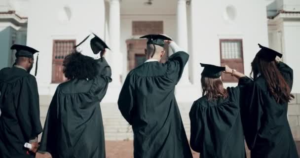 Berretto Laurea Persone Studenti Celebrano Successo Del College Raggiungimento Conoscenza — Video Stock