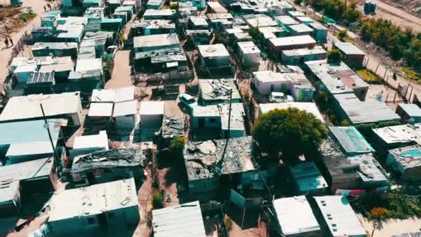남아프리카 공화국의 풍경을 항공기에서 사회에서 재산의 Ghetto의 도로에 — 비디오