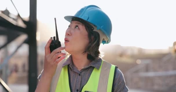 Építkezés Ellenőrzés Rádióval Kommunikációhoz Japán Felügyelő Lencse Jelzőfény Ellenőrizze Építési — Stock videók