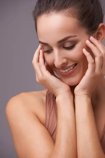 Kvinna Händer Ansikte Och Skönhet Kosmetika Och Hudvård Med Dermatologi — Stockfoto