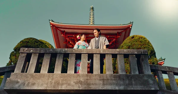 Homem Mulher Shinto Templo Roupas Tradicionais Para Cultura Construção Religião — Fotografia de Stock