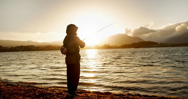 Person Fishing Water Morning Sunrise Sport Ocean Lake River Equipment — Stock Photo, Image