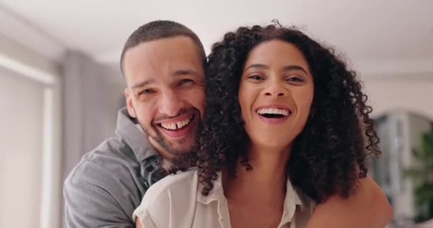 Visage Maison Câlin Avec Couple Amour Drôle Avec Mariage Relation — Video