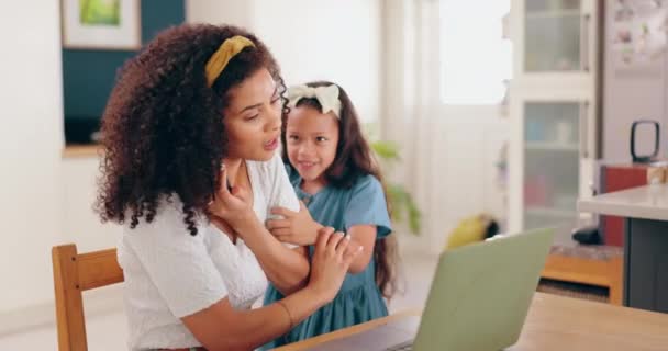 Remote Work Stress Overwhelmed Mother Child Problem Attention Disruptive Behavior — Stock Video