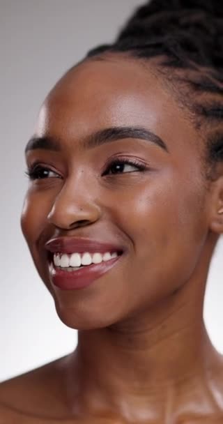 Mulher Negra Dentes Rosto Higiene Dental Cuidados Com Pele Cosméticos — Vídeo de Stock
