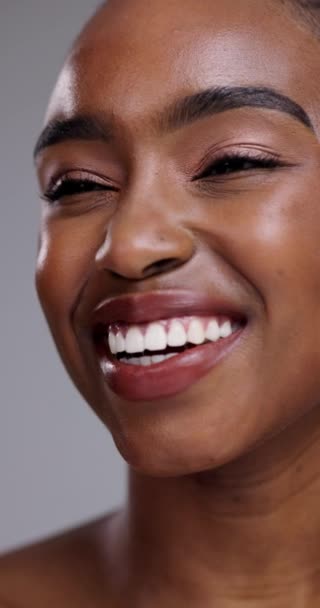 Mulher Negra Dentes Close Para Higiene Dental Cuidados Com Pele — Vídeo de Stock