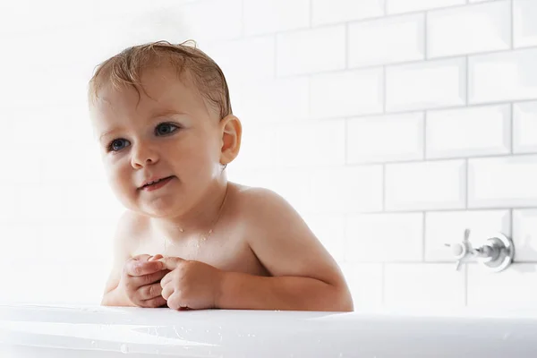 Rostro Del Bebé Bañera Piel Limpia Sonrisa Rutina Mañana Para —  Fotos de Stock