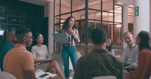 Empresários Formação Apresentação Círculo Oficina Colaboração Comunicação Trabalho Diversidade Empregados — Vídeo de Stock