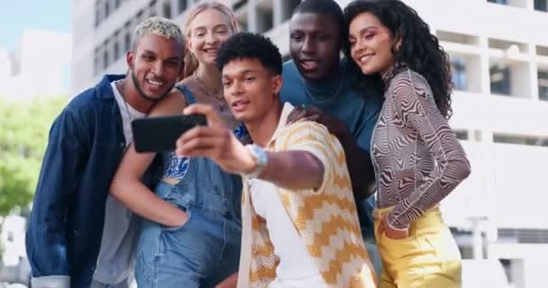 Selfie Szczęśliwy Grupa Przyjaciół Mieście Przygodę Podróż Lub Zwiedzanie Podróży — Wideo stockowe