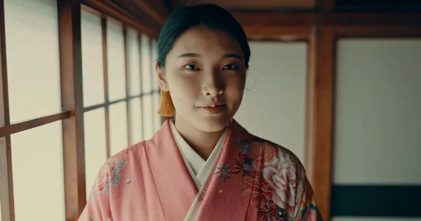 Mulher Japonesa Retrato Quimono Para Cerimônia Sala Chashitsu Com Moda — Fotografia de Stock