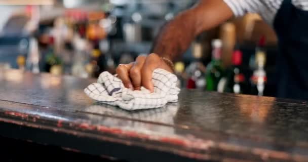 Hands Waiter Cleaning Table Restaurant Dust Dirt Bacteria Maintenance Workflow — Stock Video