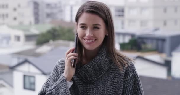 Kobieta Balkon Telefon Plenerze Lub Szczęśliwy Biurze Technologii Komunikacji Kobieta — Wideo stockowe