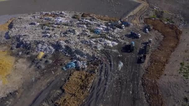 Drone Storten Met Afval Afval Afvalbeheer Vervuiling Milieu Vuilnisbelt Luchtfoto — Stockvideo