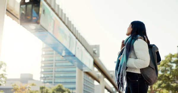 Japonês Mulher Feliz Cidade Com Viagens Natureza Para Trajeto Manhã — Fotografia de Stock