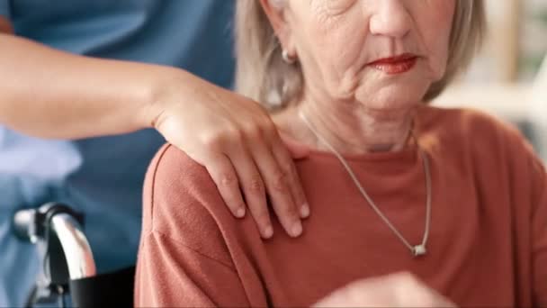 Mujer Manos Enfermera Cuidado Ancianos Apoyo Confianza Para Atención Médica — Vídeos de Stock