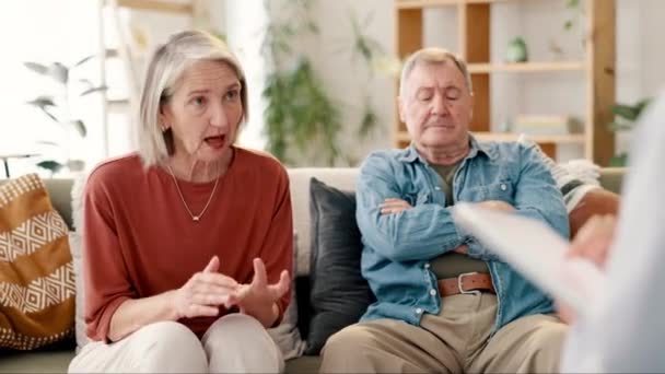Ældre Par Samtale Ægteskabsterapi Konsultation Forholdet Problem Kommunikation Psykologi Senior – Stock-video