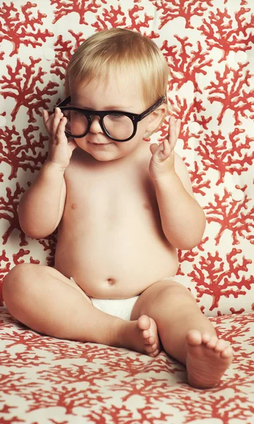 Úsměv Brýle Zábavné Dítě Studiu Vizí Péče Oči Zdraví Pro — Stock fotografie