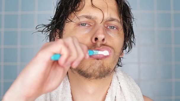 Twarz Łazienka Lub Człowiek Mycia Zębów Pasty Dentystycznej Dla Zdrowego — Wideo stockowe