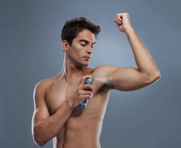 Mens Deodorant Spray Voor Oksel Geur Studio Product Applicatie Voor — Stockfoto