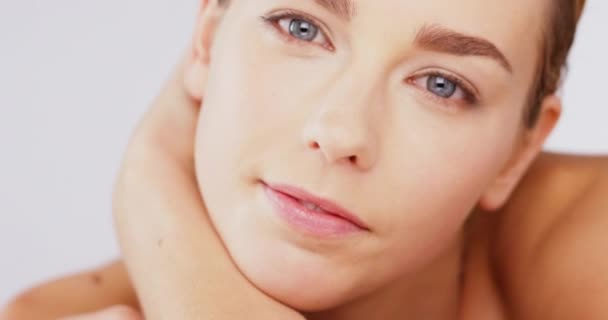 Szczęśliwa Kobieta Skóra Naturalne Piękno Twarz Kosmetyki Wellness Dla Dermatologii — Wideo stockowe