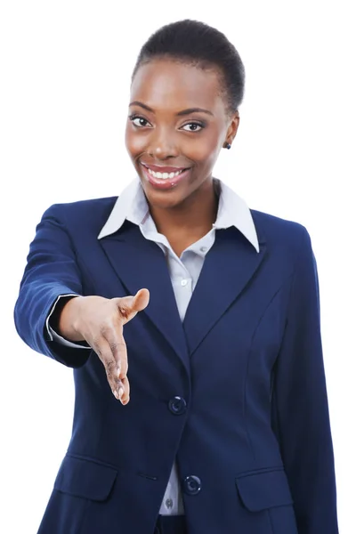 肖像画 握手和黑人妇女与商业提供 交易或B2B伙伴关系 握手和快乐的专业人员 有机会 介绍和欢迎被隔离在一个白色的工作室背景 — 图库照片