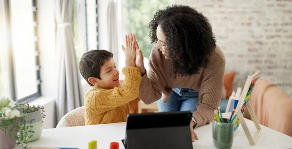 Mom High Five Child Tablet Elearning Education Development Growth Homework — Stock Photo, Image