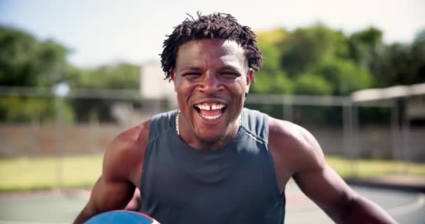Fitness Ansikte Och Skrikande Man Med Basketpassion Energi Och Tankesätt — Stockvideo