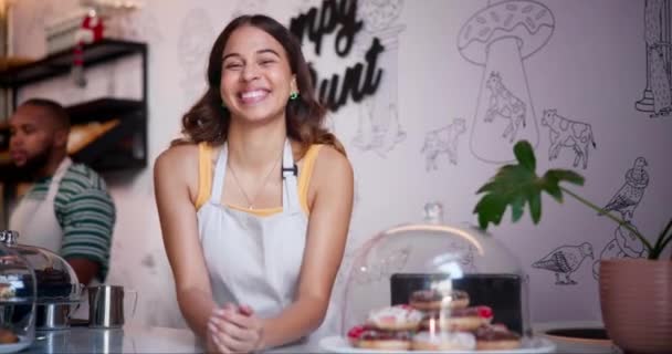 Mulher Feliz Barista Garçonete Amigável Café Para Atendimento Cliente Carreira — Vídeo de Stock
