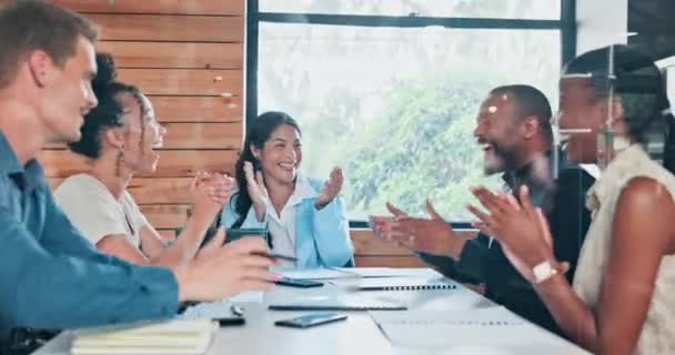 Toplantısı Başarı Insanlar Ofiste Kağıt Belge Veya Strateji Başarısıyla Alkışlıyorlar — Stok video