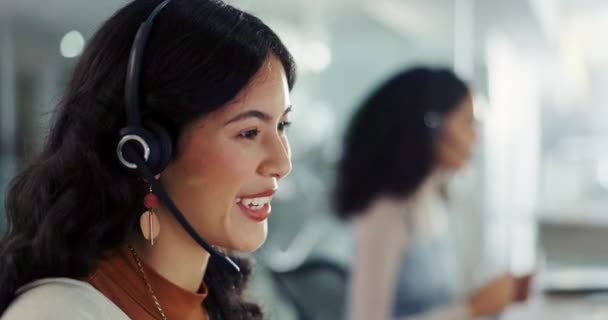 Rostro Call Center Mujer Hablando Auriculares Para Atención Cliente Soporte — Vídeos de Stock