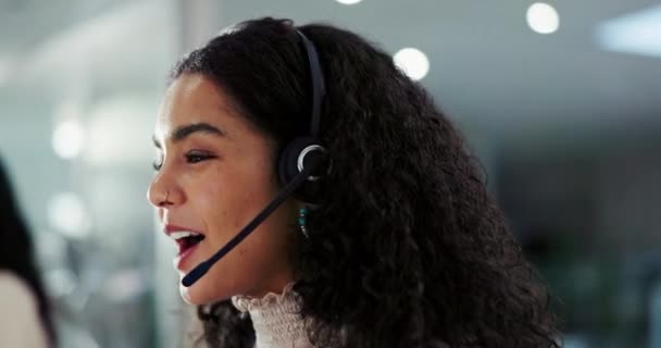 Ansikte Virtuell Assistent Eller Kvinna Callcenter För Kommunikation Support Eller — Stockvideo