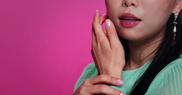 Gesicht Hautpflege Und Japanerin Mit Schönheit Kosmetik Und Dermatologie Auf — Stockvideo