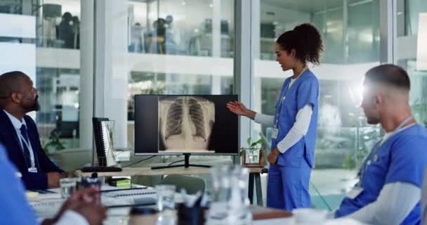 Ludzie Prześwietlenie Płuc Lub Pielęgniarka Spotkaniu Celu Planowania Pracy Zespołowej — Wideo stockowe