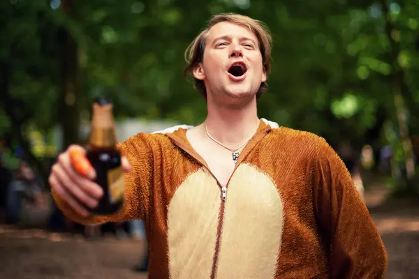 Man Outdoor Cheers Beer Drink Toast Happy Celebration Bear Outfit — Stock Photo, Image