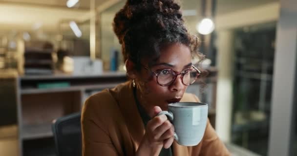 Kobieta Kawa Noc Laptopie Termin Jako Adwokat Planowania Online Lub — Wideo stockowe