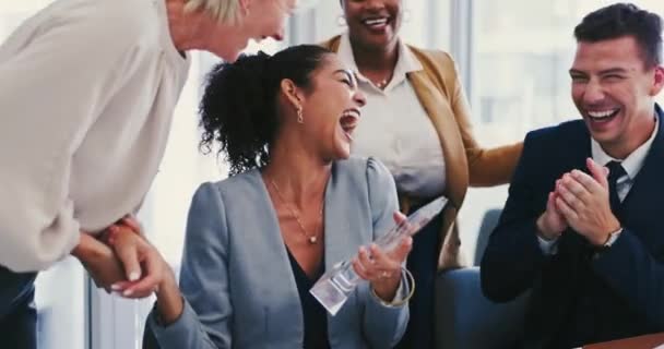 Podnikatelé Smích Potlesk Ocenění Vítězství Nebo Gratulace Týmové Práci Úřadu — Stock video