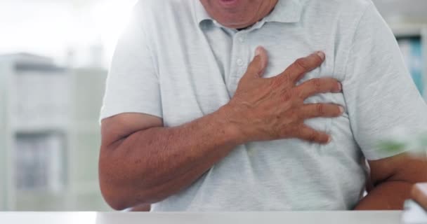 Pessoa Mãos Dor Peito Com Coração Doença Câncer Desconforto Emergência — Vídeo de Stock