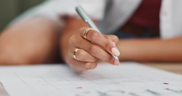 Persoon Hand Kalender Schrijven Voor Planner Met Pen Voor Notebook — Stockvideo