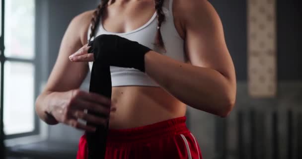 Kezek Burkolat Ruha Tornateremben Harcművészetek Képzés Fitness Biztonság Készen Áll — Stock videók