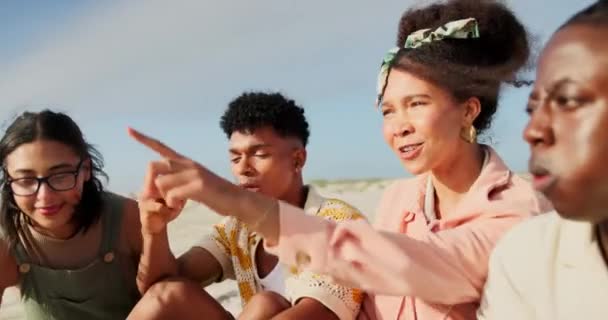 Vrienden Strand Picknick Vakantie Met Een Vrolijk Gesprek Terwijl Met — Stockvideo