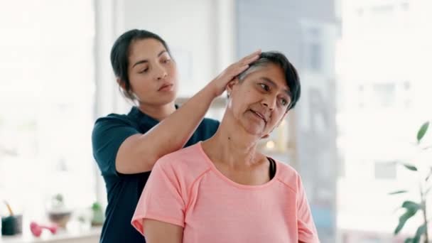 Fisioterapia Ejercicio Cuello Mujer Madura Atención Médica Estiramiento Fisioterapia Paciente — Vídeos de Stock