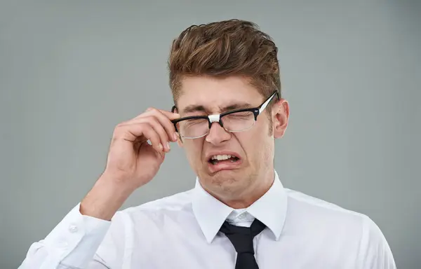 Empresario Gafas Disgusto Estudio Para Atención Médica Óptica Omg Abrumado — Foto de Stock