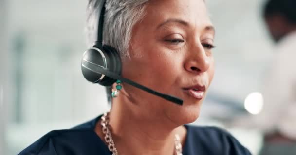 Tele Pazarlama Telefon Görüşmesi Ofiste Kulaklığı Tartışması Sorun Çözme Ajansı — Stok video