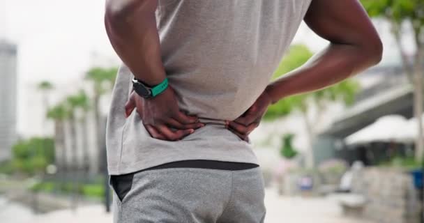 Rugpijn Fitness Handen Van Mens Een Straat Met Workout Fout — Stockvideo