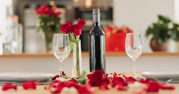 Wino Szkło Kolacja Walentynki Okazji Miłości Rocznicy Lub Miesiąca Miodowego — Wideo stockowe