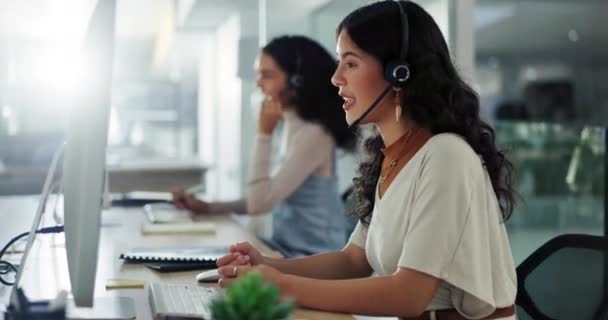 Computador Call Center Mulher Conversando Fone Ouvido Para Atendimento Cliente — Vídeo de Stock