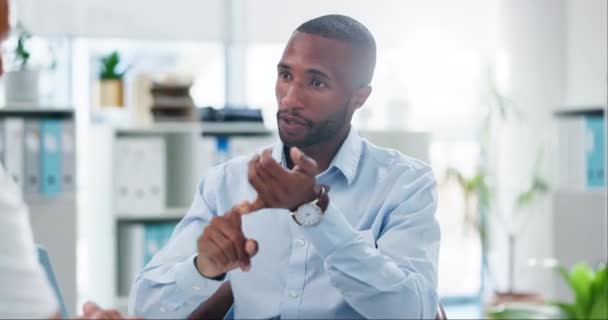 Negocios Hombre Negro Consulta Con Cliente Discusión Lente Llamarada Oficina — Vídeos de Stock