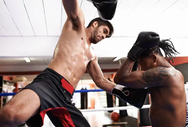 Mannen Kickboxing Match Voor Vechten Sportschool Fitness Topless Voor Oefening — Stockfoto