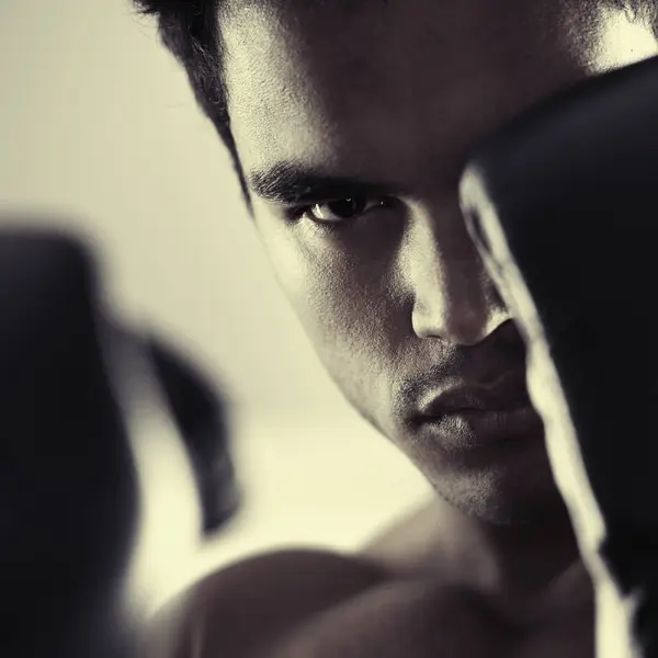 Retrato Hombre Boxeador Serio Para Lucha Entrenamiento Entrenamiento Para Salud —  Fotos de Stock