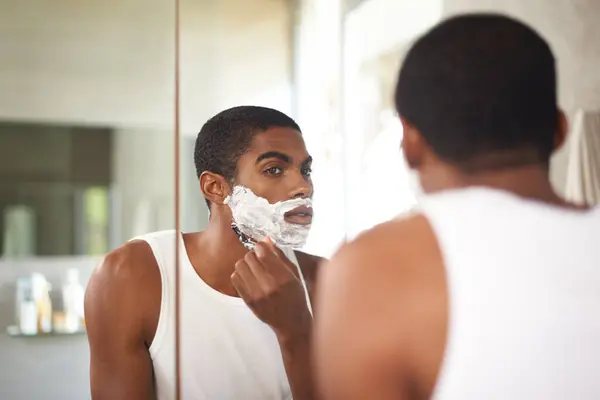 Black Man Mirror Shaving Razor Bathroom Grooming Skincare Morning Routine — Stock Photo, Image
